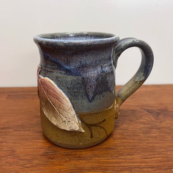 Studio Pottery Mug Raised Applied‎ Leaves Design Artist Signed B Ziney - Picture 5 of 8
